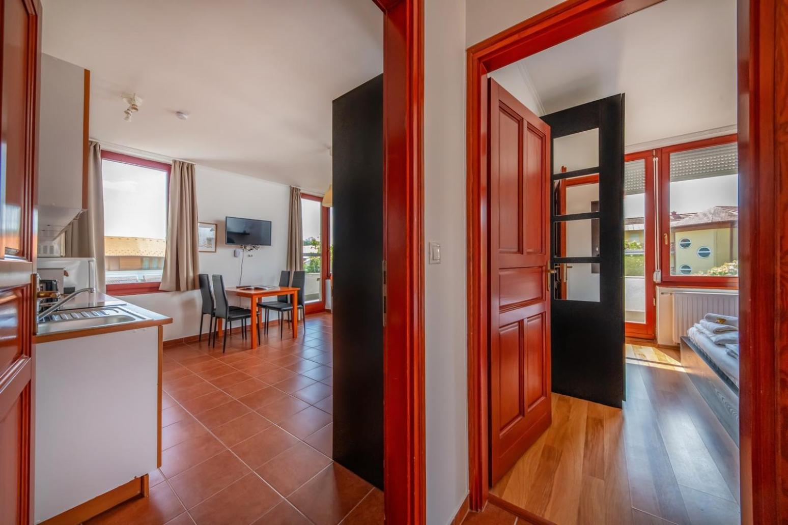 Sekli Apartman Balatonlelle Buitenkant foto